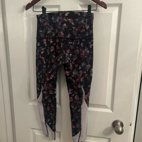 Lululemon wunder under crop- luxtreme- roll down - Picture 2 of 9